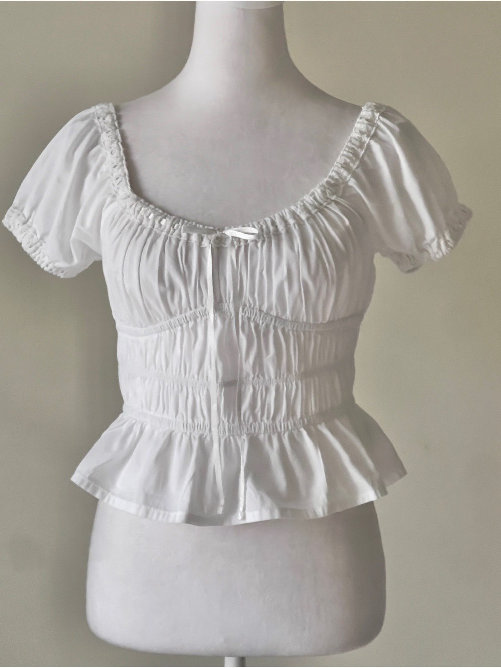 Sim & Sam White Peasant-Sleeve Ruffled Peplum Ruched Bodice Crop Top EUC Size S